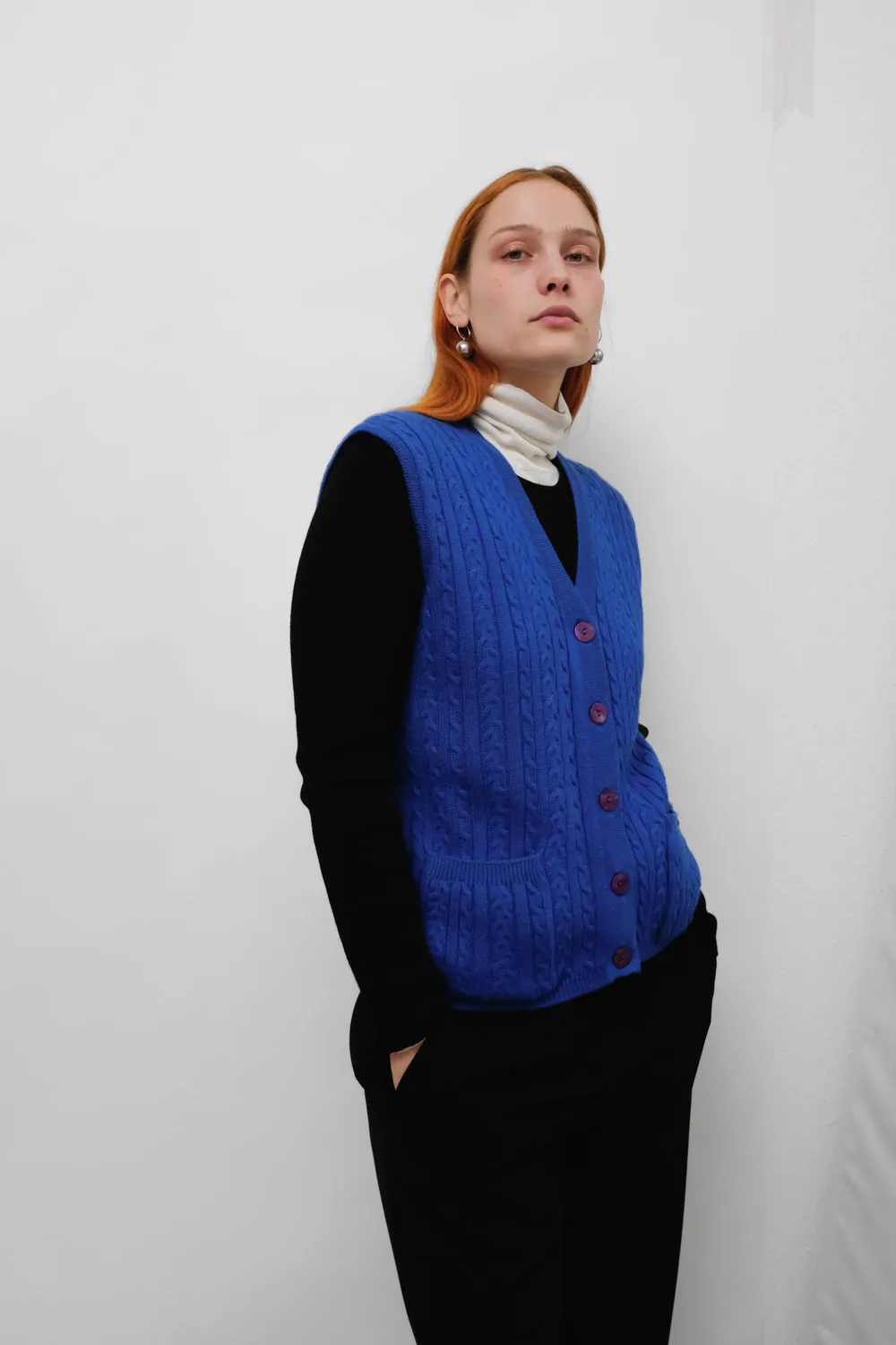 CABLE KNIT BLUE WOOL VINTAGE VEST