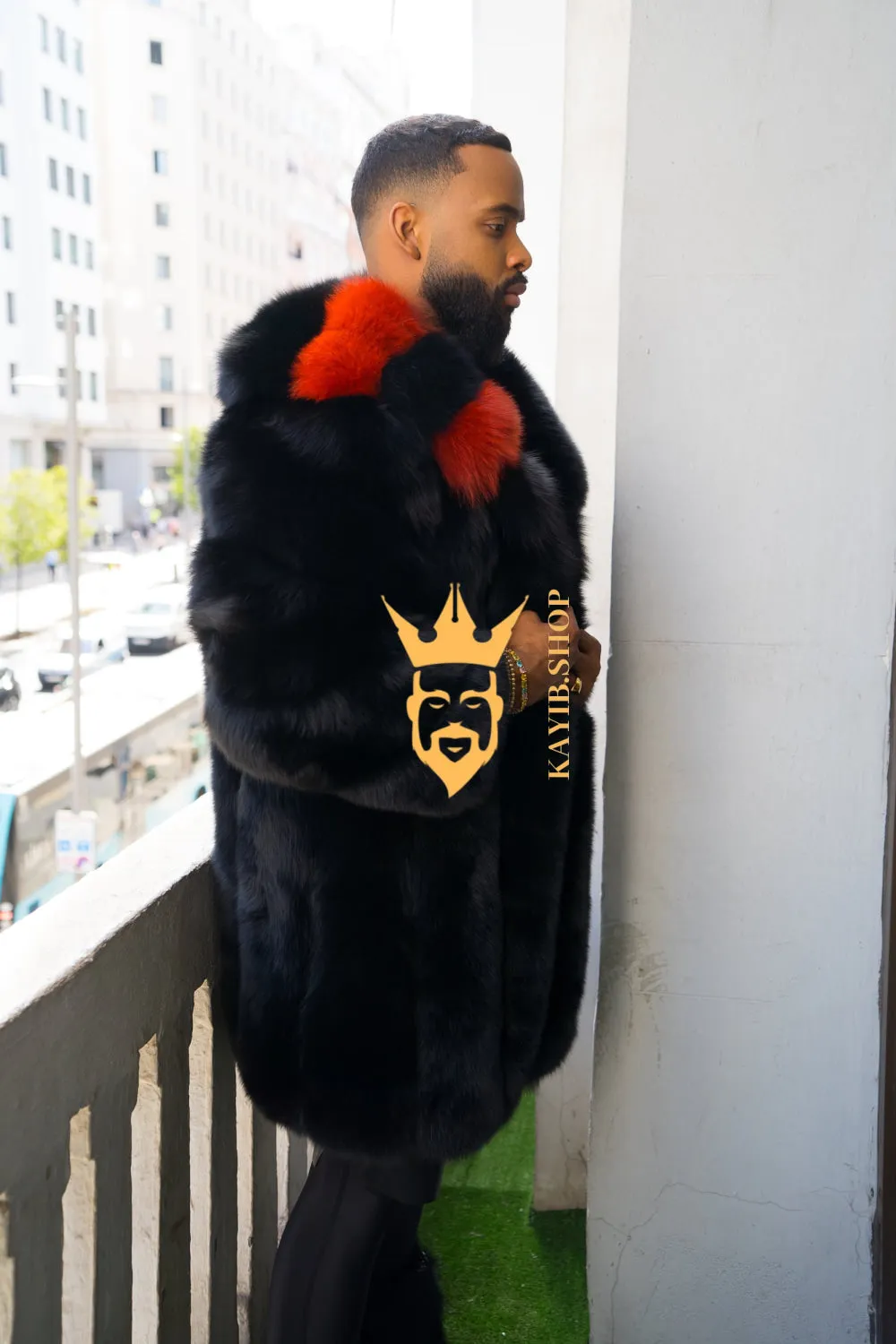 "Experience Opulence: Luxurious Fox Fur Coats for Men - Elevate Your Style and Warmth"